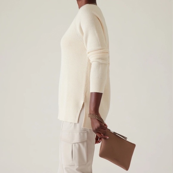 Athleta Hanover Extra Fine Merino Wool Blend Neutral Sweater Size Large - Picture 2 of 15